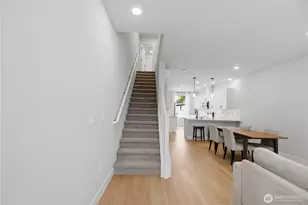 13339 Greenwood Ave N, Seattle, WA 98133 - Photo 6