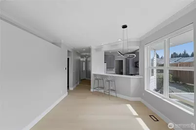 3814 69th Avenue W, University Place, WA 98466 - Photo 14