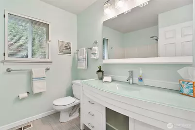 708 Hilltop Avenue, Kent, WA 98031 - Photo 14