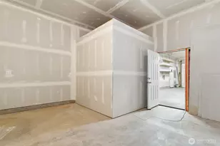 708 Hilltop Ave, Kent, WA 98031 - Photo 26