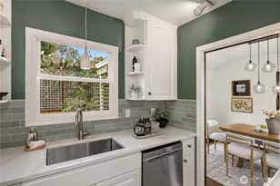 2459 24th Ave E, Seattle, WA 98112 - Photo 10