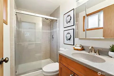 23217 NE 10th Place, Sammamish, WA 98074 - Photo 18