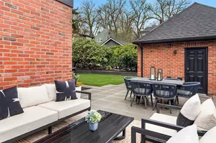 1111 37th Ave E, Seattle, WA 98112 - Photo 26