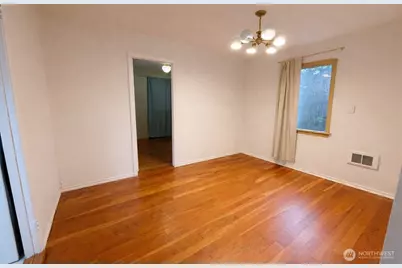 743 N 86th Street, Seattle, WA 98103 - Photo 12