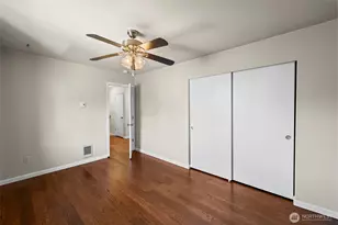 2703 Maryland Way E, Port Orchard, WA 98366 - Photo 30