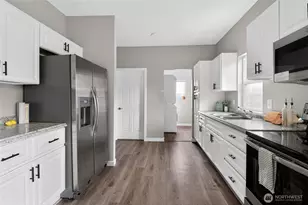 2415 Cedar St, Everett, WA 98201 - Photo 10