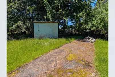 581 Dolphin Avenue NE, Ocean Shores, WA 98569 - Photo 30