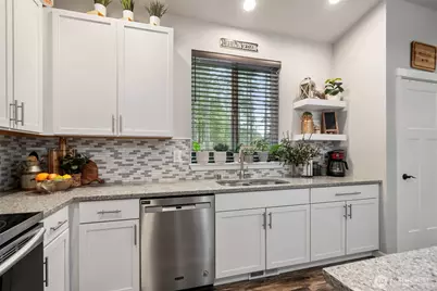 20 E Laurel Park, Union, WA 98592 - Photo 16