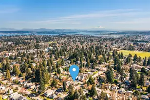 9102 12th Ave NE, Seattle, WA 98115 - Photo 32