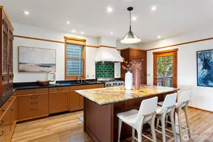 1524 10th Ave W, Seattle, WA 98119 - Photo 10