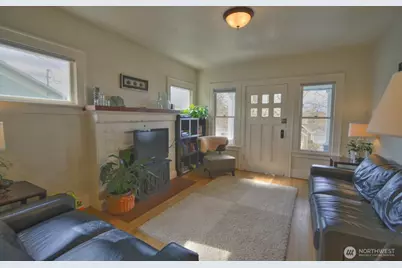 5718 29th Avenue NE, Seattle, WA 98105 - Photo 4