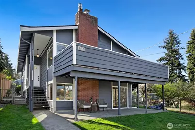 9053 7th Avenue NW, Seattle, WA 98117 - Photo 1