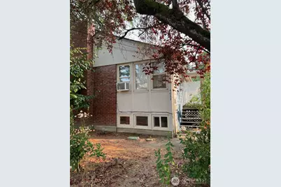 4053 NE 55th Street, Seattle, WA 98105 - Photo 2