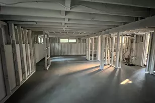 4053 NE 55th St, Seattle, WA 98105 - Photo 12