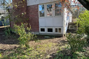 4053 NE 55th St, Seattle, WA 98105 - Photo 4