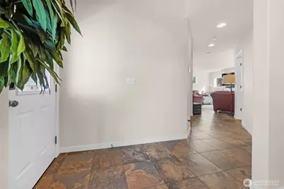 230 202nd Street SW, Lynnwood, WA 98036 - Photo 4