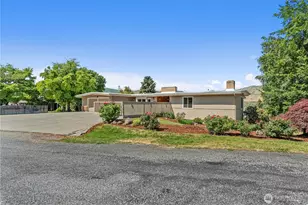 1840 Country Club Dr, East Wenatchee, WA 98802 - Photo 2