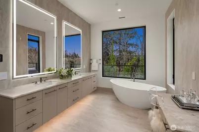 3806 95th Avenue NE, Yarrow Point, WA 98004 - Photo 16