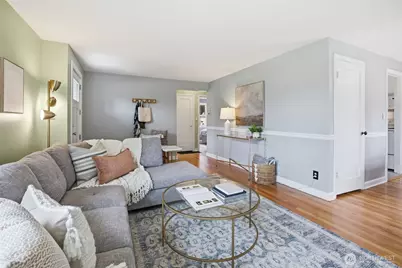 5956 37th Avenue SW, Seattle, WA 98126 - Photo 8