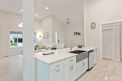 12326 45th Avenue SE, Everett, WA 98208 - Photo 6