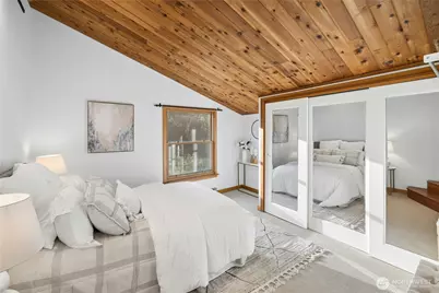 9420 NE Eric Avenue, Bainbridge Island, WA 98110 - Photo 16