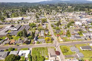 412 Kirby Ave SE, Castle Rock, WA 98611 - Photo 38