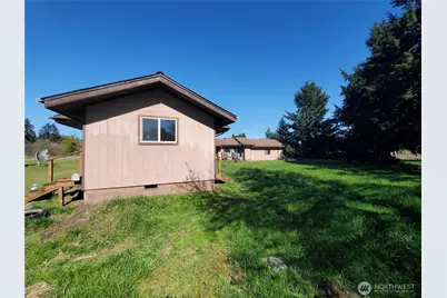 4924 165th Lane SW, Rochester, WA 98579 - Photo 2