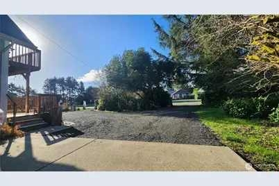 136 Pacific Boulevard NW, Ocean Shores, WA 98569 - Photo 28