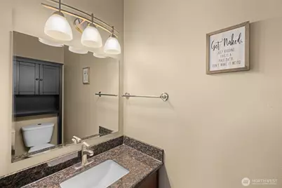 10250 17th Avenue SW, Seattle, WA 98146 - Photo 8