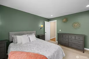 10250 17th Ave SW, Seattle, WA 98146 - Photo 12