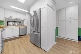 13715 SE 258th Pl, Kent, WA 98042 - Photo 6