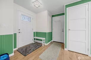 13715 SE 258th Pl, Kent, WA 98042 - Photo 4