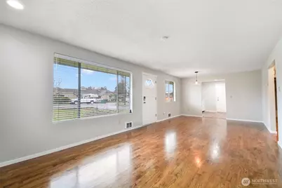 4731 74th Place NE, Marysville, WA 98270 - Photo 4