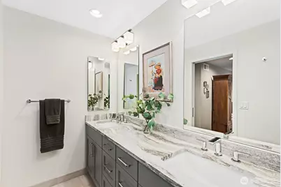 5535 Lake Washington Boulevard NE #302, Kirkland, WA 98033 - Photo 16