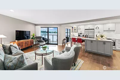 5535 Lake Washington Boulevard NE #302, Kirkland, WA 98033 - Photo 8