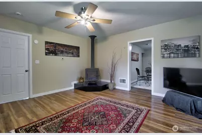 1422 Brawne Avenue NW, Olympia, WA 98502 - Photo 4