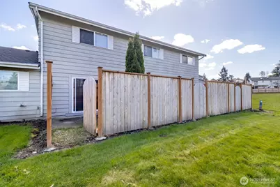 12416 SE 272nd # C, Kent, WA 98030 - Photo 18