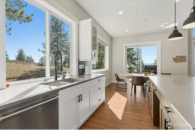 1114 Blazing Star Lane, Chelan, WA 98816 - Photo 16