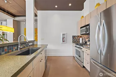 2801 1st Avenue #504, Seattle, WA 98121 - Photo 22