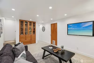 4054 52nd Avenue SW, Seattle, WA 98116 - Photo 18