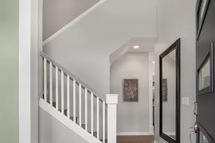 1013 233rd Pl NE, Sammamish, WA 98074 - Photo 2