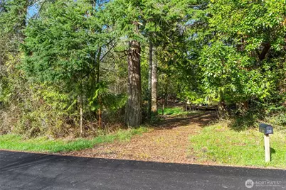 9733 Lookout Drive NW, Olympia, WA 98502 - Photo 36