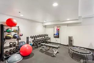 505 E Denny Way, Seattle, WA 98122 - Photo 18