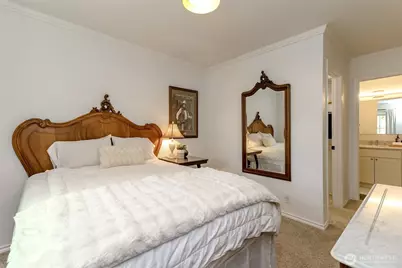 19905 4th Avenue NE #I, Poulsbo, WA 98370 - Photo 18