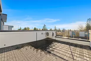 1206 B NW 83rd St, Seattle, WA 98117 - Photo 22