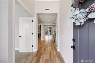 8321 NE 168th Place, Vancouver, WA 98682 - Photo 2