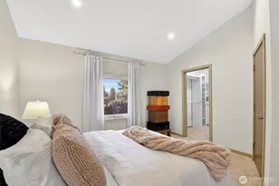 11223 109th Ave NE, Kirkland, WA 98033 - Photo 32