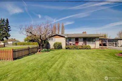 16027 W Division Street, Mount Vernon, WA 98273 - Photo 1