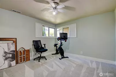 16027 W Division Street, Mount Vernon, WA 98273 - Photo 18