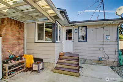 16027 W Division Street, Mount Vernon, WA 98273 - Photo 20